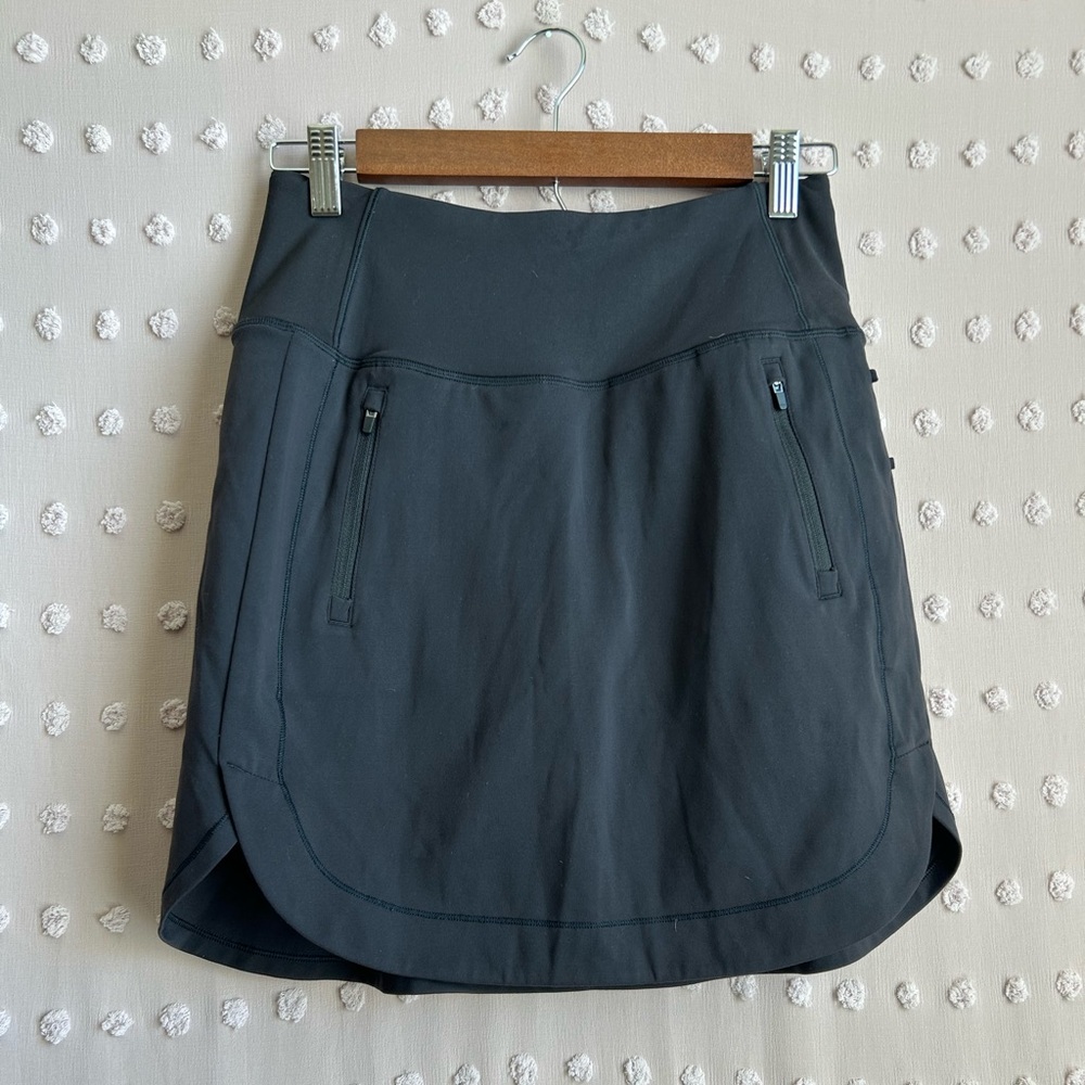 Athleta Fairway Golf Skort 18” Sz XS Black‎